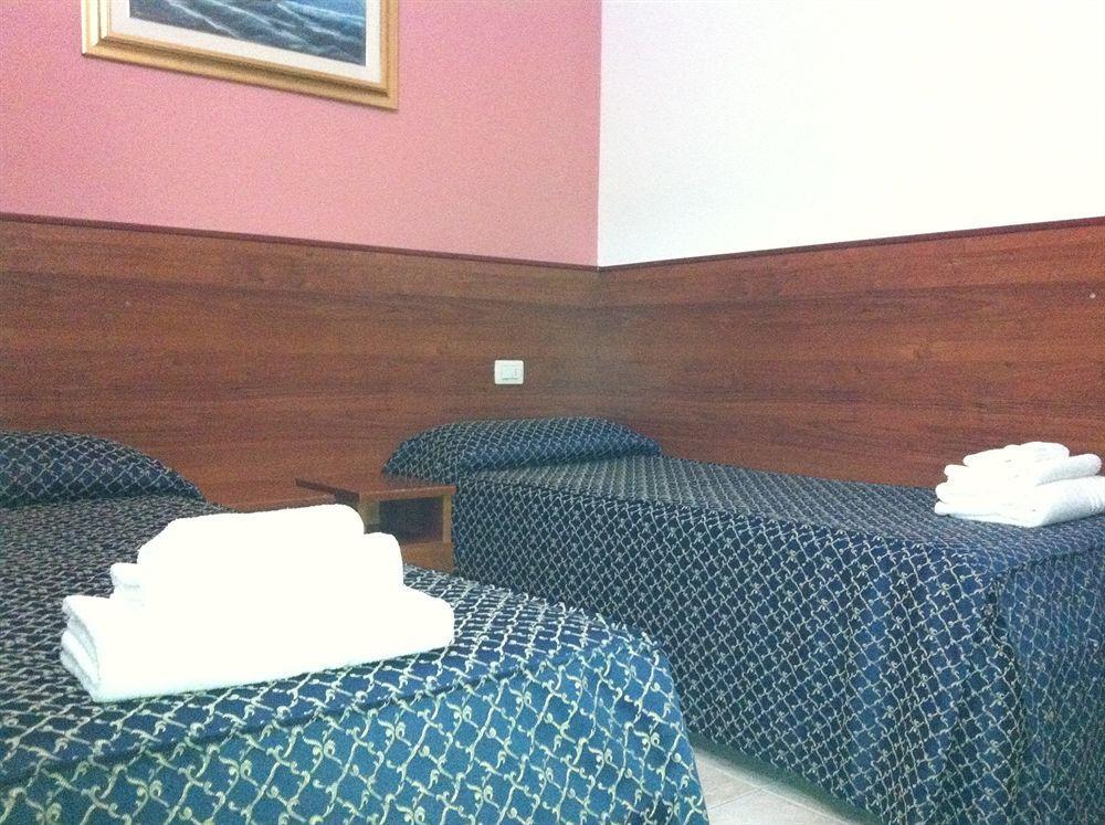 Hotel Aurelia Milano Centrale Zewnętrze zdjęcie