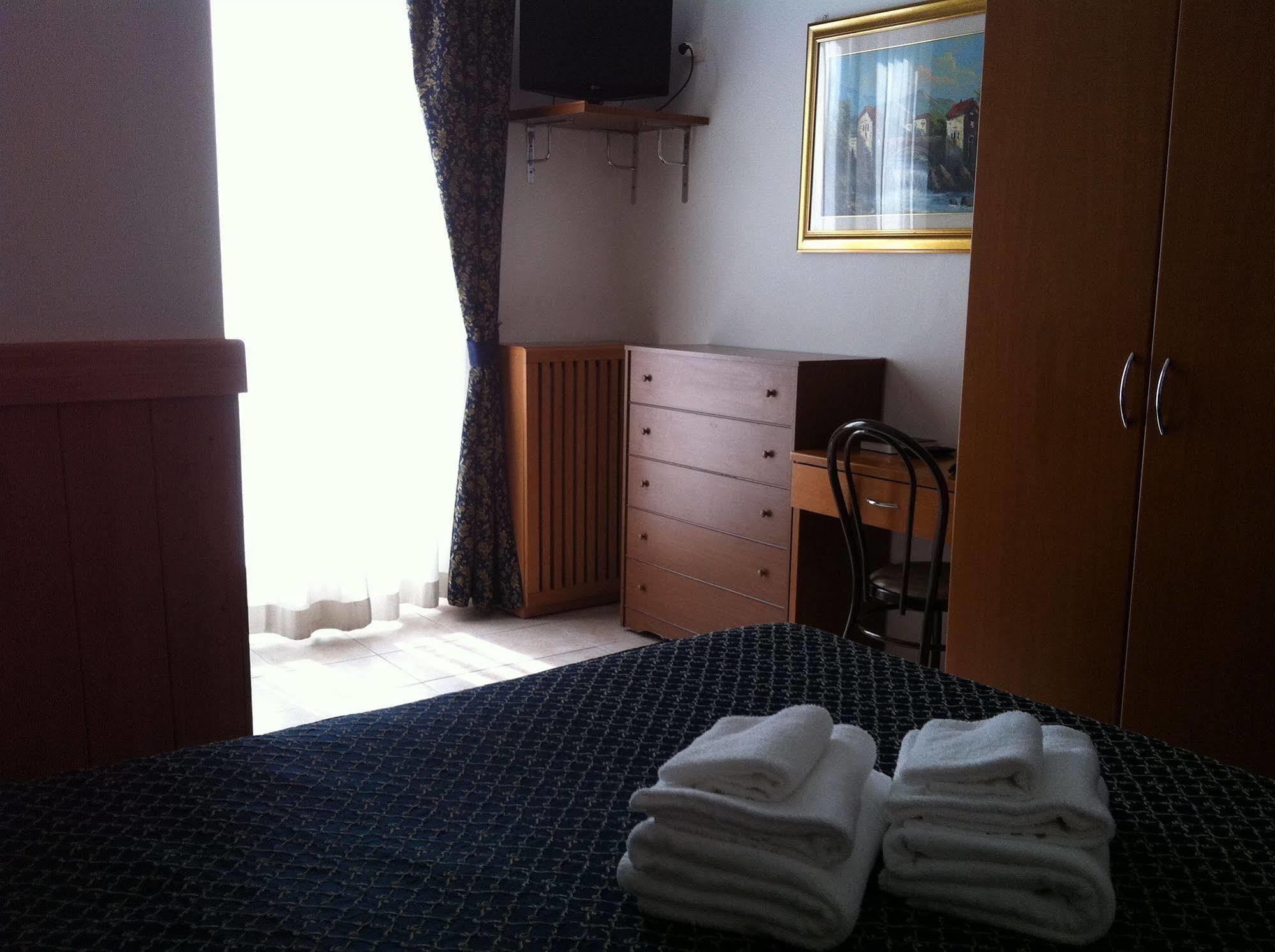 Hotel Aurelia Milano Centrale Zewnętrze zdjęcie