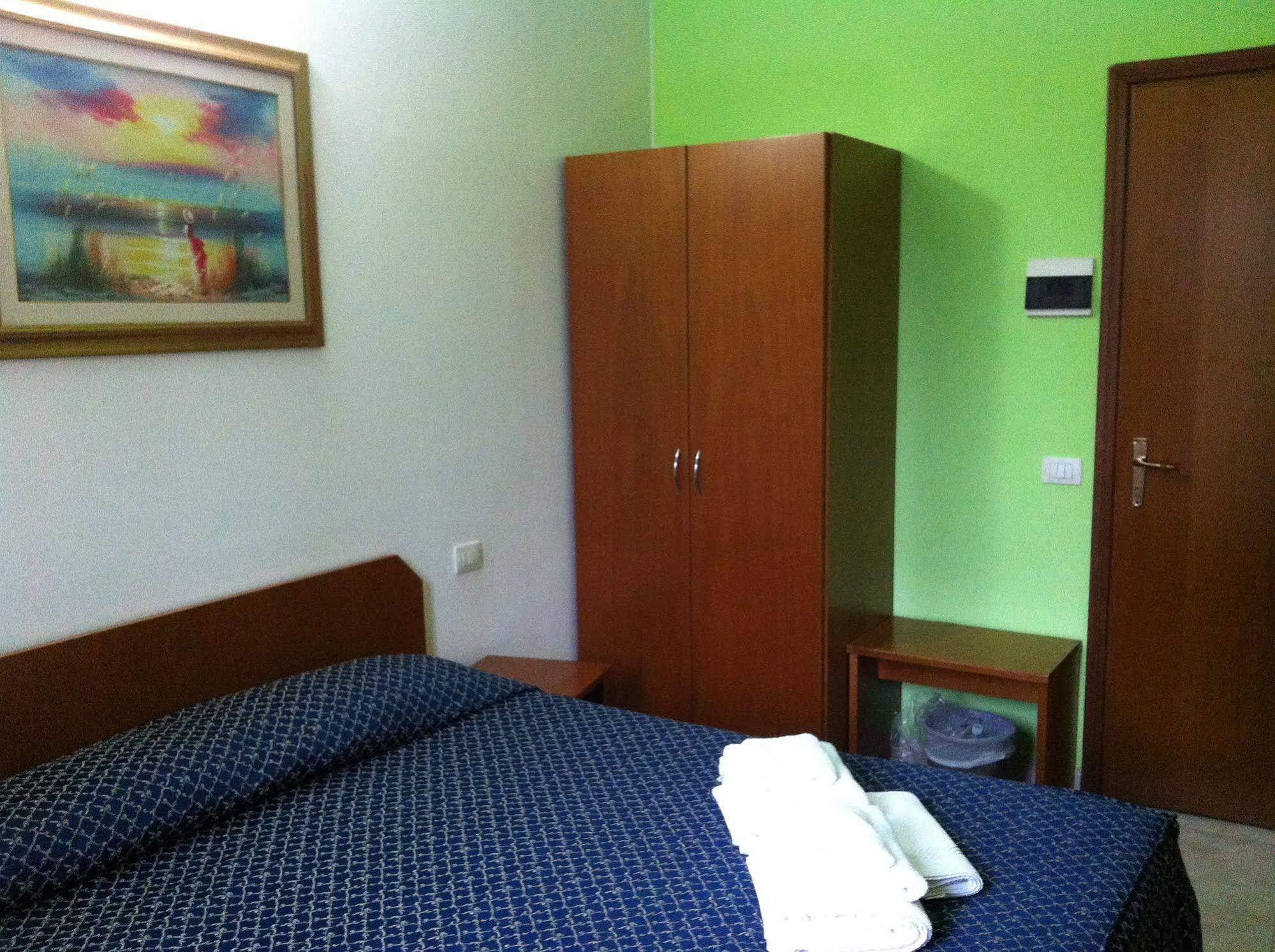 Hotel Aurelia Milano Centrale Zewnętrze zdjęcie
