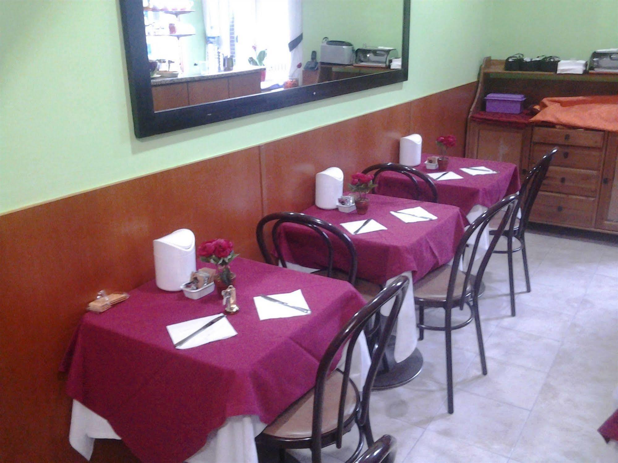 Hotel Aurelia Milano Centrale Zewnętrze zdjęcie